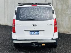 2018 Hyundai
                iLoad 