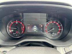 2025 LDV
                Deliver 9 