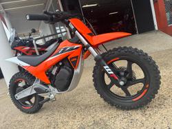 2024 KTM SX-E 2 SX-E Orange