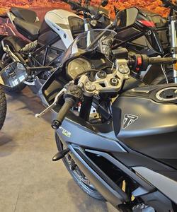 2025 Triumph Daytona 660 LAMS Daytona Black