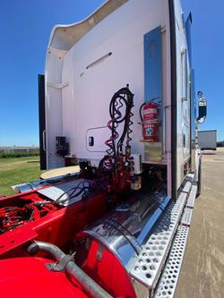 2020 Kenworth T909 White
