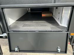 2025 Wonderland RV Amaroo 21Ft 3 Bunk