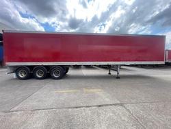 2004 Maxi Trans 22P Dry Freight Van Red
