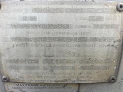 2004 Maxi Trans 22P Dry Freight Van Red