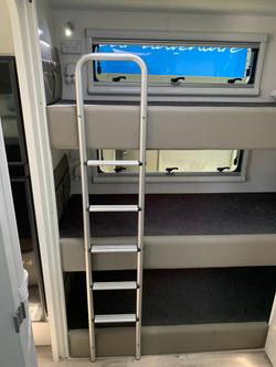 2025 Design RV Crx F2 21' Bunks