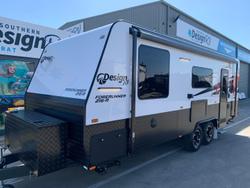 Design RV Forerunner V7 21.6'