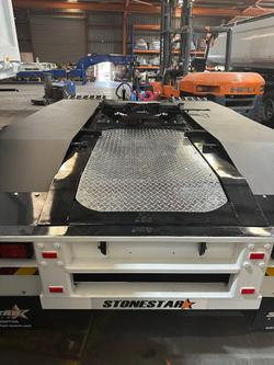 0 Stonestar Tri-Axle Dolly Red