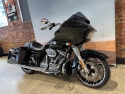 2021 Harley-Davidson Road Glide Special 114 (FLTRXS) Touring Black