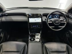 2023 Hyundai
                Tucson Highlander