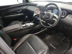 2023 Hyundai
                Tucson Highlander