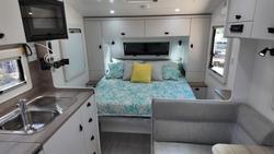 2025 Newlands Tourister 550