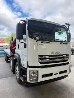 2025 Isuzu F Series FYH300-350 White