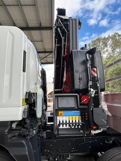 2025 Isuzu F Series FYH300-350 White