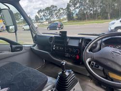 2015 Hino 300 Series 617 Long WHITE