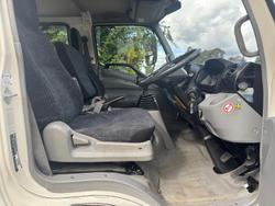 2015 Hino 300 Series 617 Long WHITE