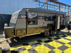 JB Caravans Dirt Roader 20'8 Family Bunk