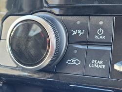 2021 Toyota
                Kluger GX