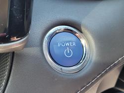 2021 Toyota
                Kluger GX