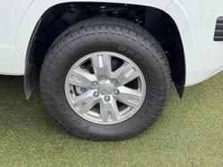 2024 Mitsubishi
Triton GLX