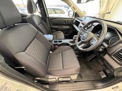 2024 Mitsubishi
Triton GLX
