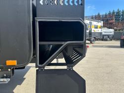 2025 JB Caravans 18' Gator X Family Bunk (Immediate Delivery)