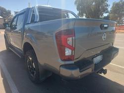 2021 Nissan
                Navara ST-X