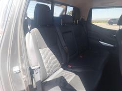 2021 Nissan Navara ST-X