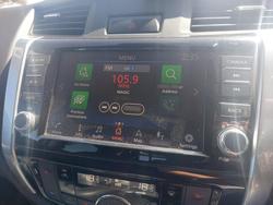 2021 Nissan Navara ST-X