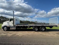 2004 Kenworth
T401, Cat C12, 18Sp Manual