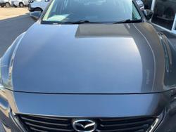 2018 Mazda 3 Neo Sport