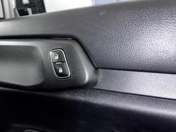 2024 Ford
Everest Ambiente