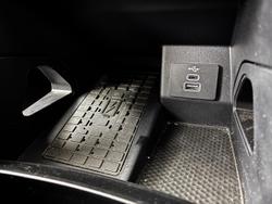 2024 Ford
Everest Ambiente