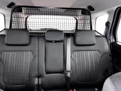 2024 Ford
Everest Ambiente