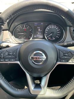 2022 Nissan
X-TRAIL ST-L
