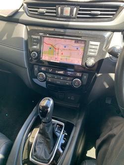 2022 Nissan
X-TRAIL ST-L