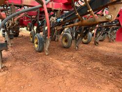 VADERSTAD Seed Hawk SH6010 60 Seeding Bar with liquid tank