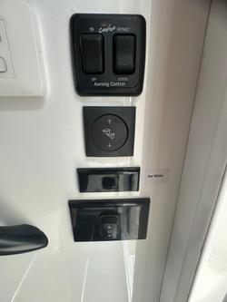 2025 JB Caravans Touring Slide Out 7.3 M Iveco