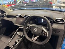 2025 MG ZS Essence Hybrid+