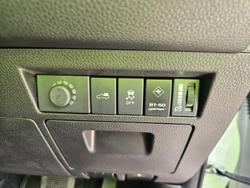 2024 Mazda
                BT-50 SP