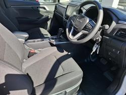 2024 Isuzu
D-MAX LS-M