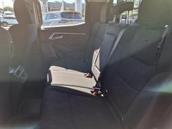 2024 Isuzu
D-MAX LS-M