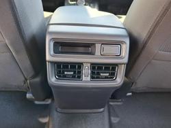 2024 Isuzu
D-MAX LS-M