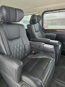 2019 Toyota
Granvia VX