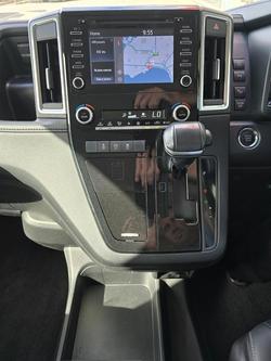 2019 Toyota
Granvia VX