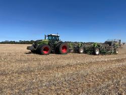 2024 Boss
60' Bridge Frame Planter