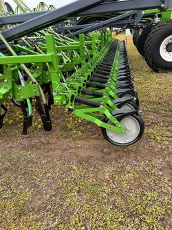 2024 Boss
60' Bridge Frame Planter