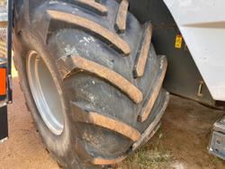 2014 Massey Ferguson 9560