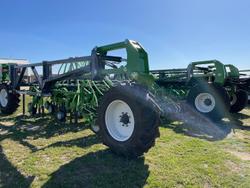 2024 Boss
40' Bridge-Frame Planter