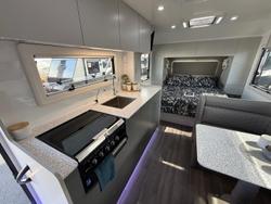 2025 Platinum 196 Cxr Cafe Dinette