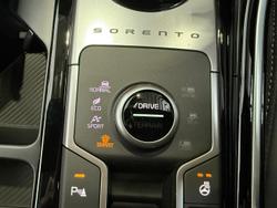2024 Kia
Sorento GT-Line